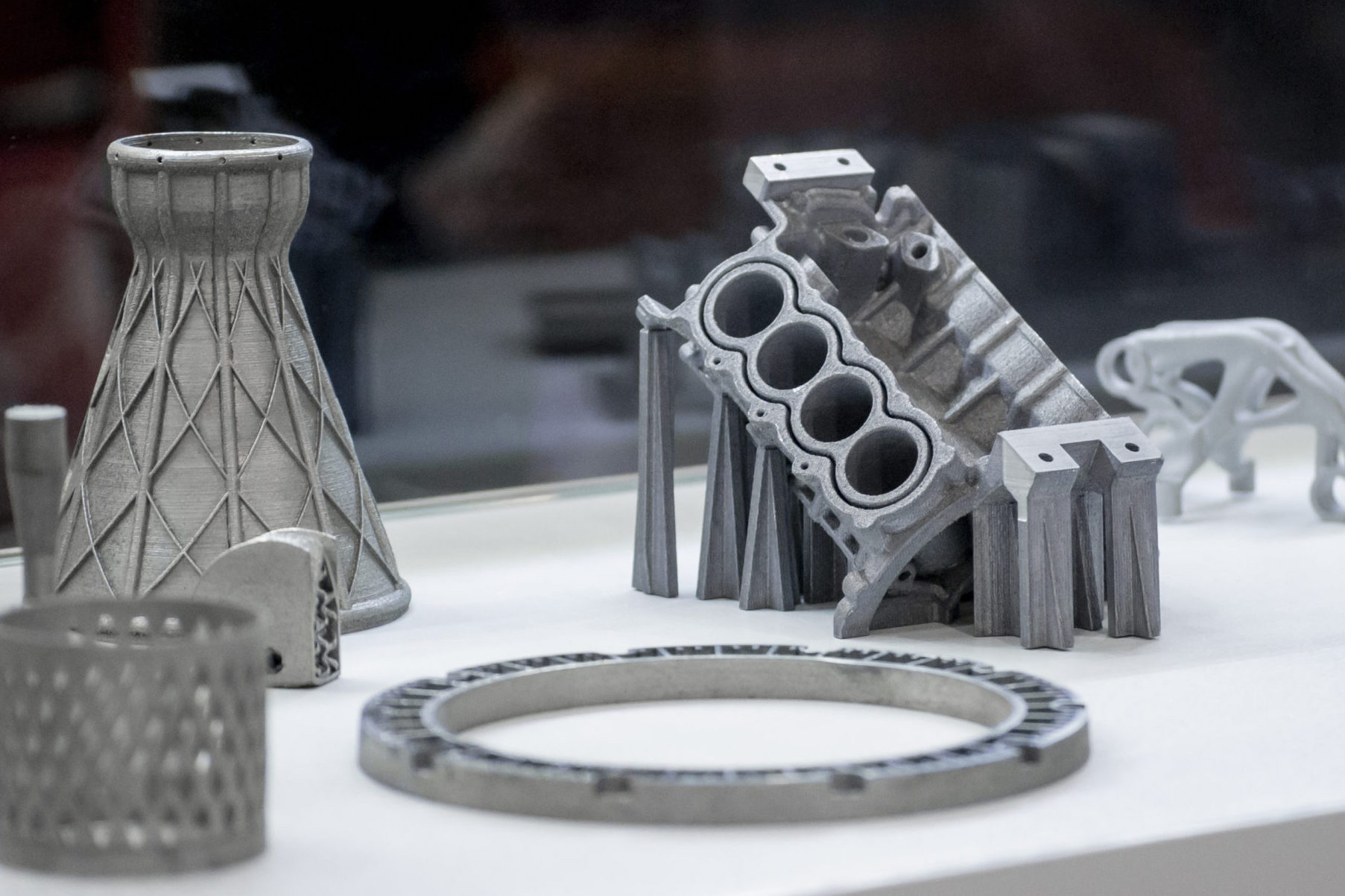 Порошковый 3д принтер титан. Аддитивное изготовление деталей. Аддитивное изготовление деталей. 3d печать slm. Dmls/slm принтер.